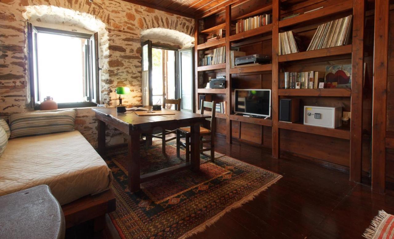 To Petrino Apartment Agios Ioannis  Exterior photo